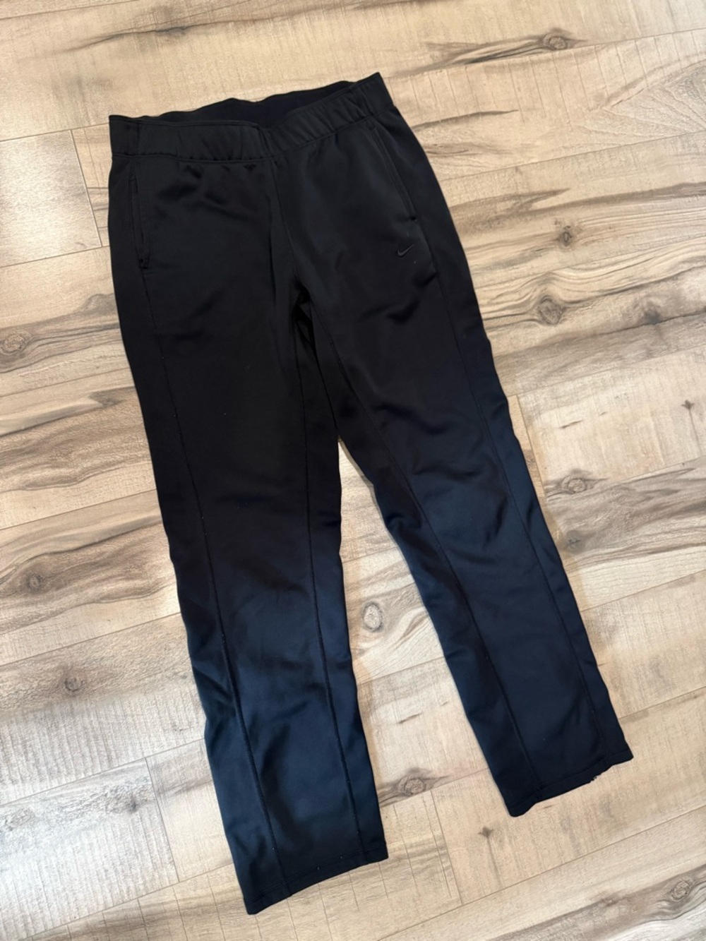 Nike therma-fit sweatpants sz M